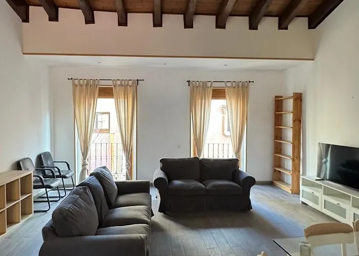 Apartament Plaza La Reina 3th Floor & No Elevator Walencja