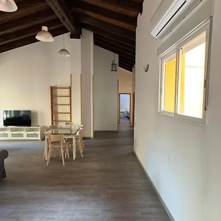 Appartamento Plaza La Reina 3th Floor & No Elevator